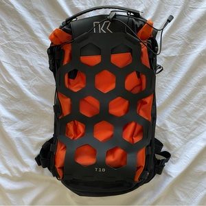 Kreiga Trail 18 Adventure Pack - Orange - Like New